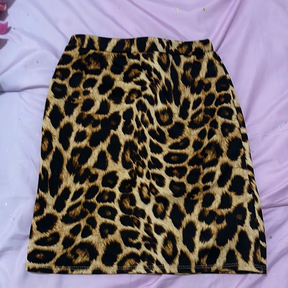 Girls cheetah skirt!